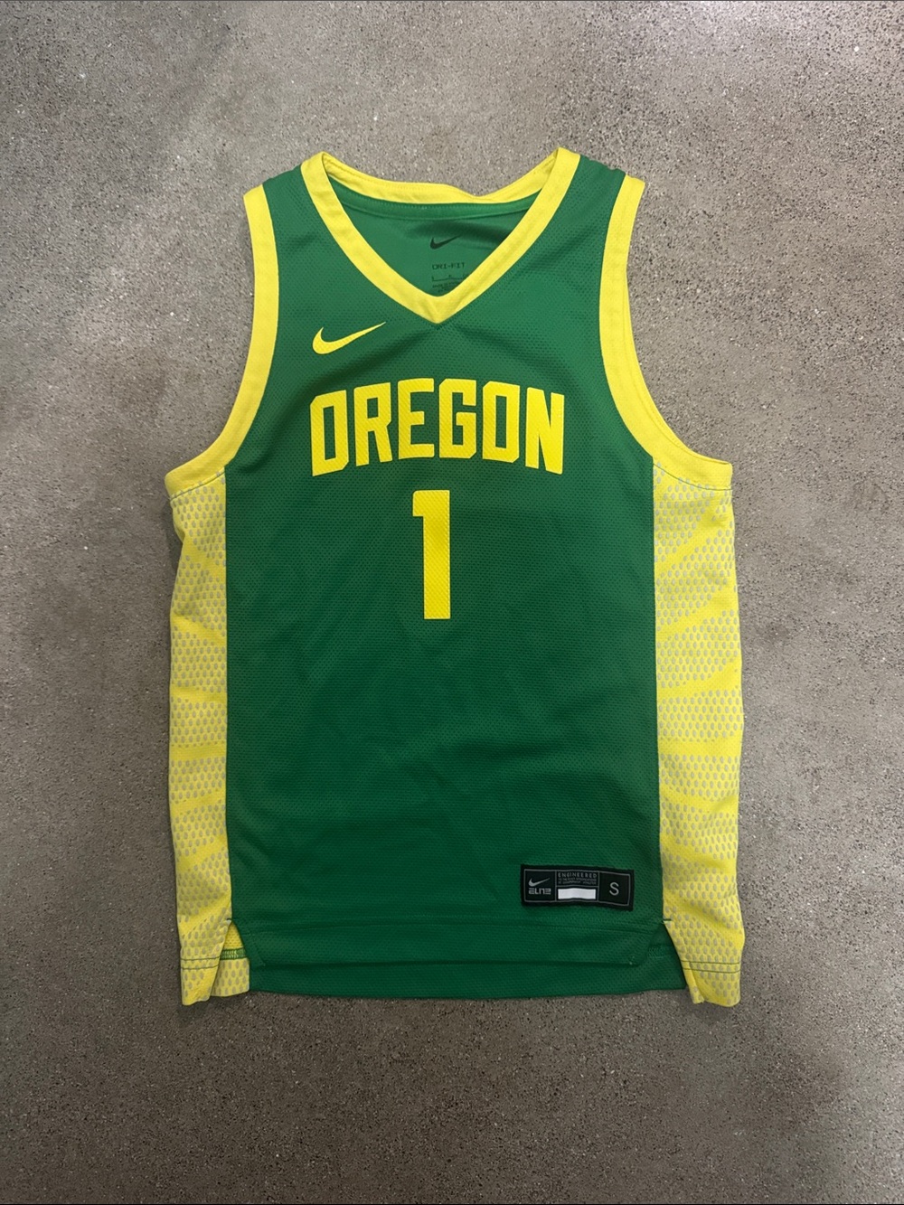 Kids Small 8 Oregon Nike Green & Yellow Ducks Basketball Jersey